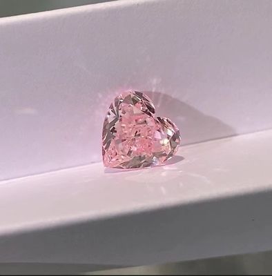 Luźne syntetyczne serce w kształcie laboratoryjnie wyhodowane różowe diamenty 1,53 ct Certyfikat NGTC VS2