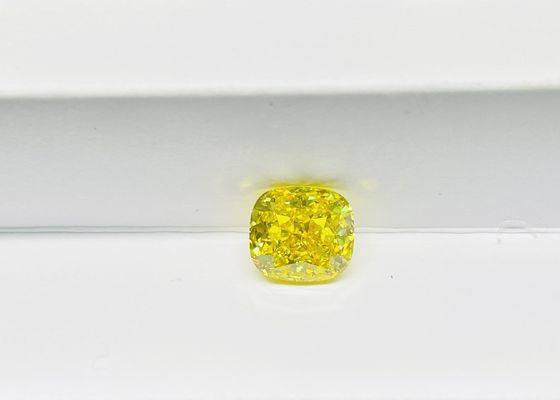 Luźna poduszka syntetyczna HPHT z żółtym diamentem 2,88 ct Zmodyfikowana poduszka z certyfikatem IGI VS1