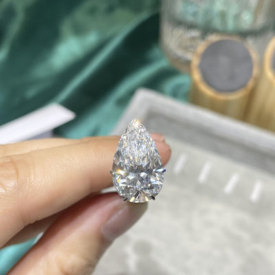 Diament wyhodowany w laboratorium CVD w kształcie gruszki VVS2 Konfigurowalny certyfikat IGI 0,74 karata