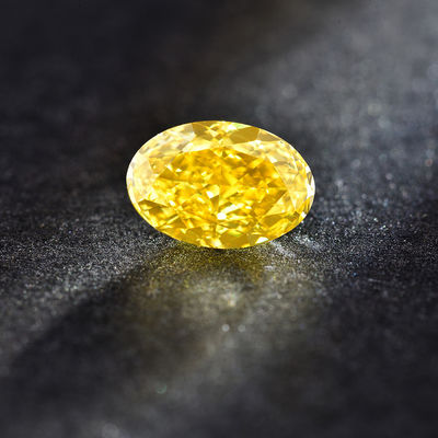10 Mohs VVS-VS Oval Lab stworzyło kanarkowy diament z certyfikatem IGI