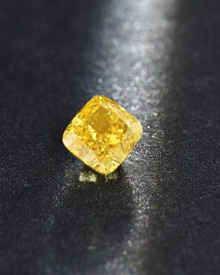 Laboratorium HPHT stworzyło luźną poduszeczkę z żółtym diamentem 10 Mohs