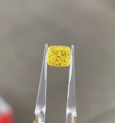 Radiant Lab Stworzone Żółte Diamenty HPHT Wyhodowane 10 Mohs Fancy Żywy Żółty VVS2 0.52ct
