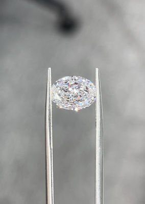 Owalne diamenty z laboratorium 3CT CVD bez wiązania bez diamentów